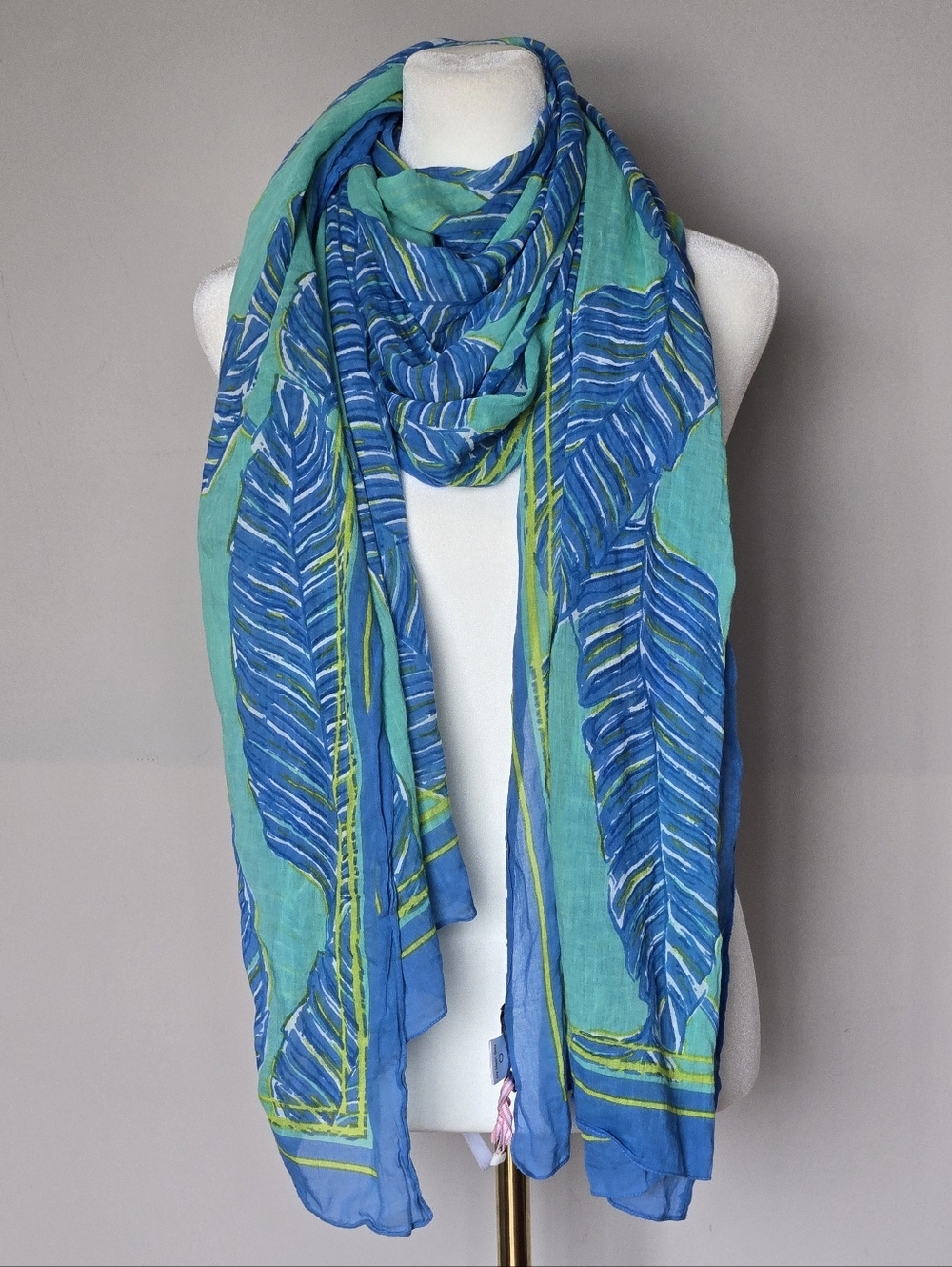 Vineyard Vines Cotton Resort Wrap Shawl Lightweight Blue & Teal Leaf-Print Scarf